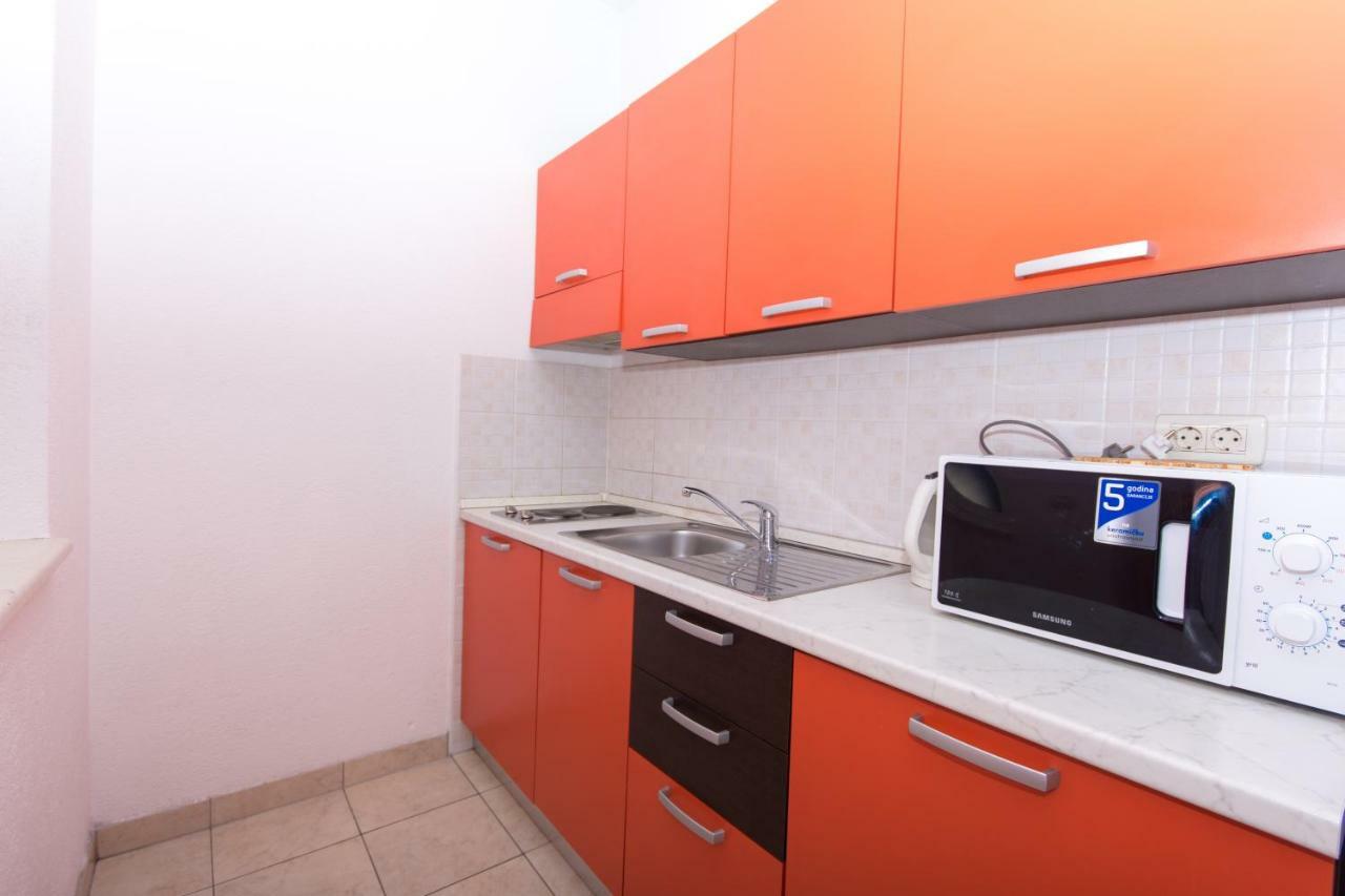 Apartments Fumija โตรกีร์ ภายนอก รูปภาพ